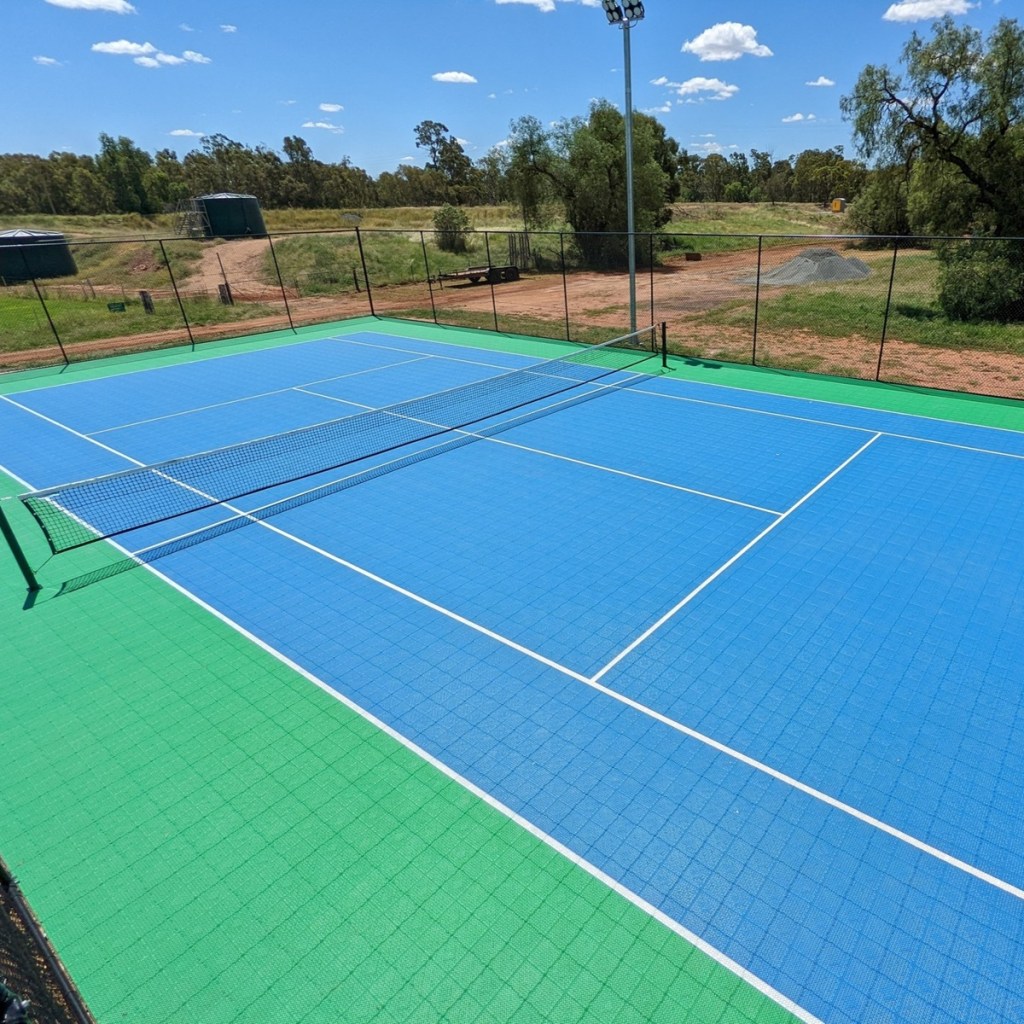 standard tennisplatz