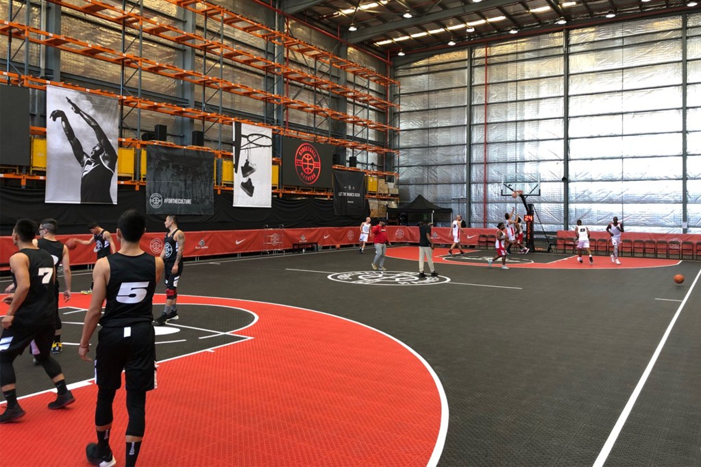 Fall zum Bau eines Basketballplatzes-6