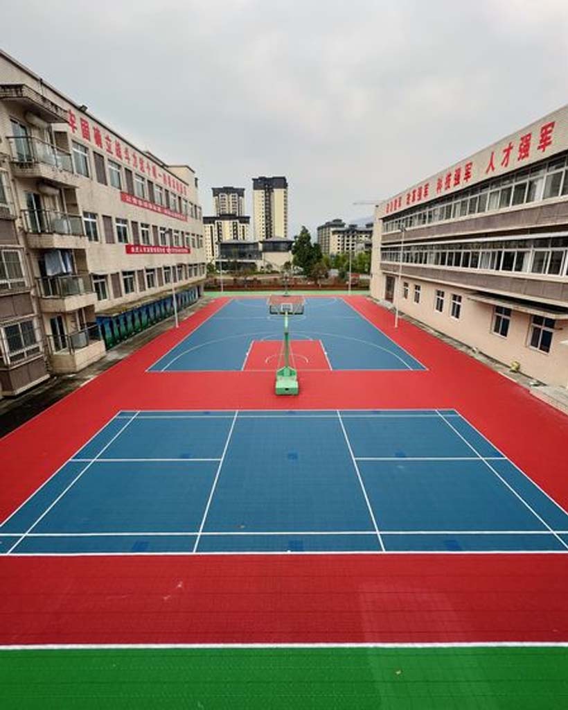 ModuCourts Badminton Feld der Schule