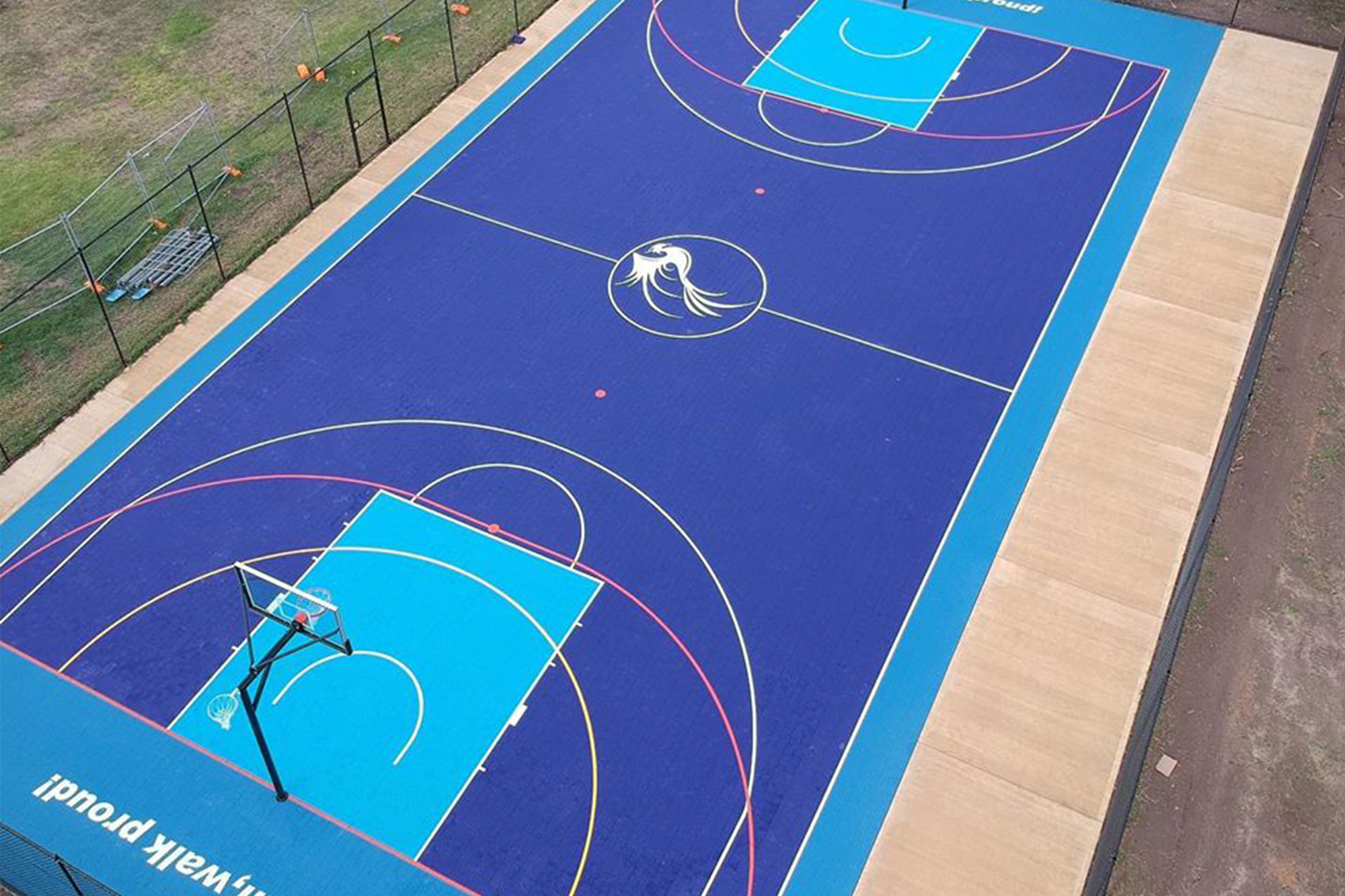 Individuell gestalteter Basketballplatz-ModuCourts