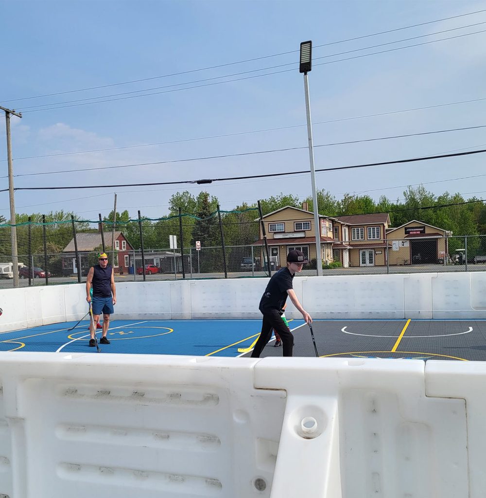 Hockeyfeld im Hinterhof